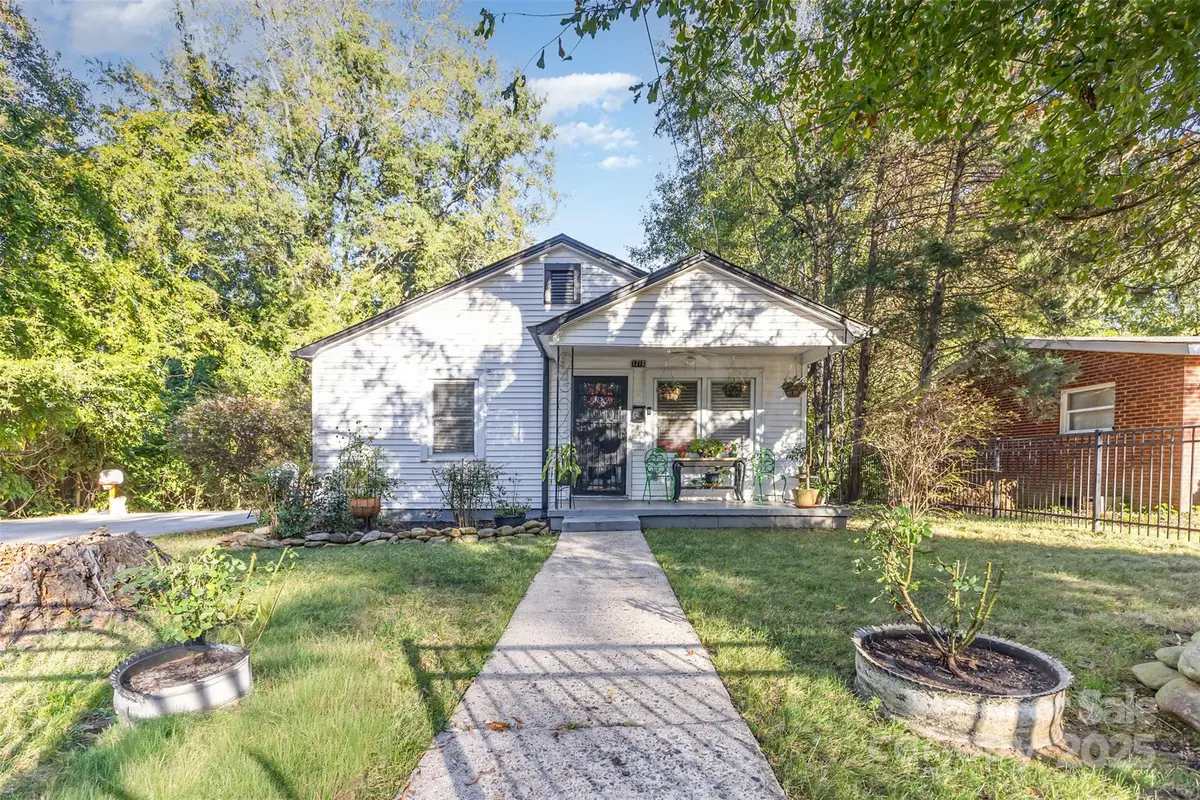 1216 N Ransom Street, Gastonia, NC 28052 - Image #1