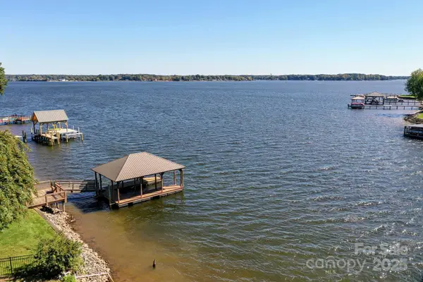 5166 Glenwood Street, Sherrills Ford, NC 28673