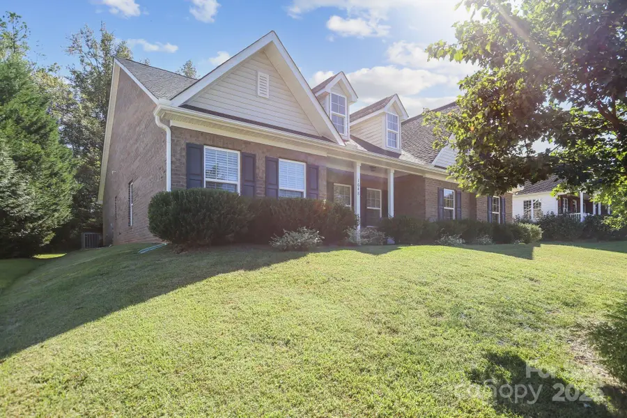 1648 Williamsburg Drive, Rock Hill, SC 29732 - Image #2
