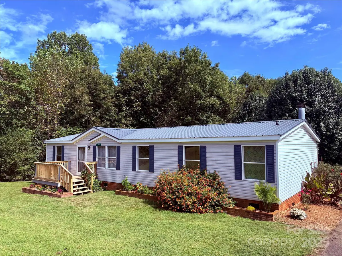 2936 Grace View Place, Granite Falls, NC 28630 - Image #1