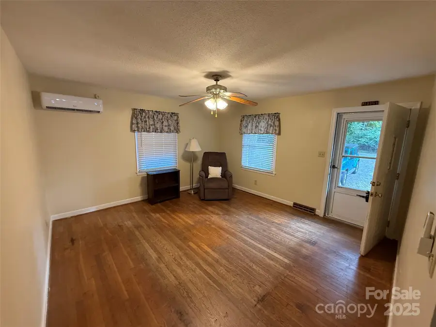 1003 Ramseur Street, Kings Mountain, NC 28086 - Image #2