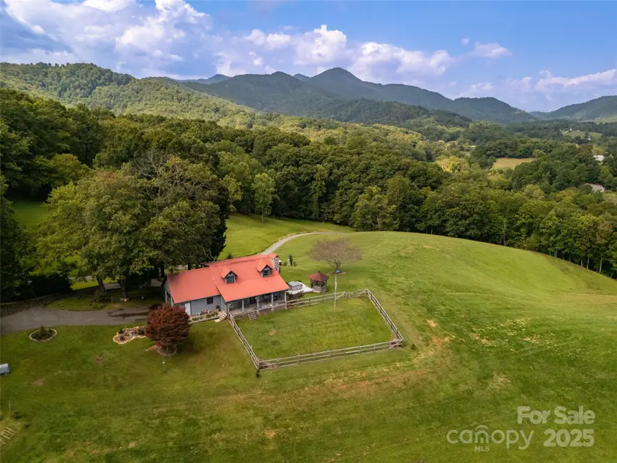 50 Holland Ridge Drive, Candler, NC 28715 - Image #2