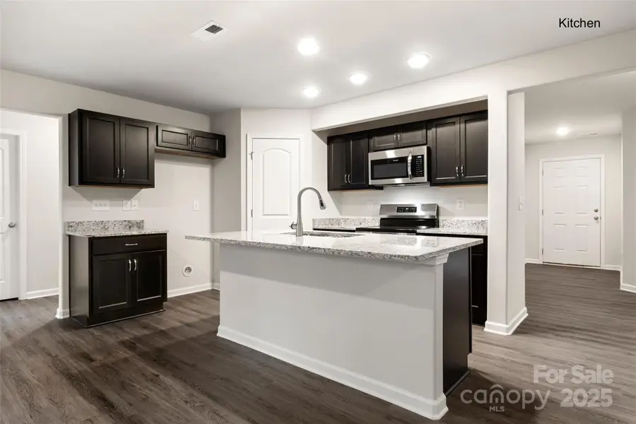 1602 University Drive, Lancaster, SC 29720 - Image #2