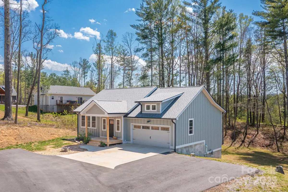 209 Fall Leaves Drive, Fairview, NC 28730 - Image #1