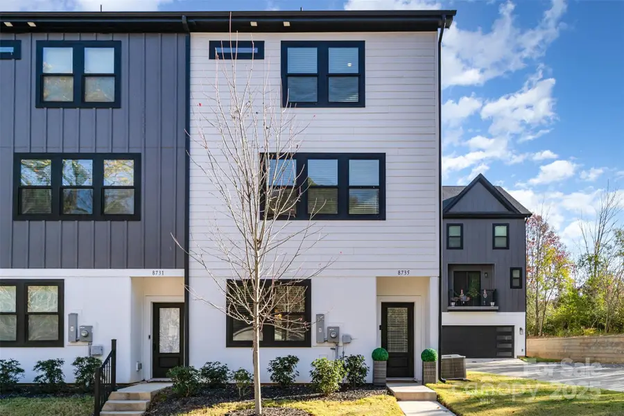 8735 Nolley Court, Charlotte, NC 28270 - Image #2