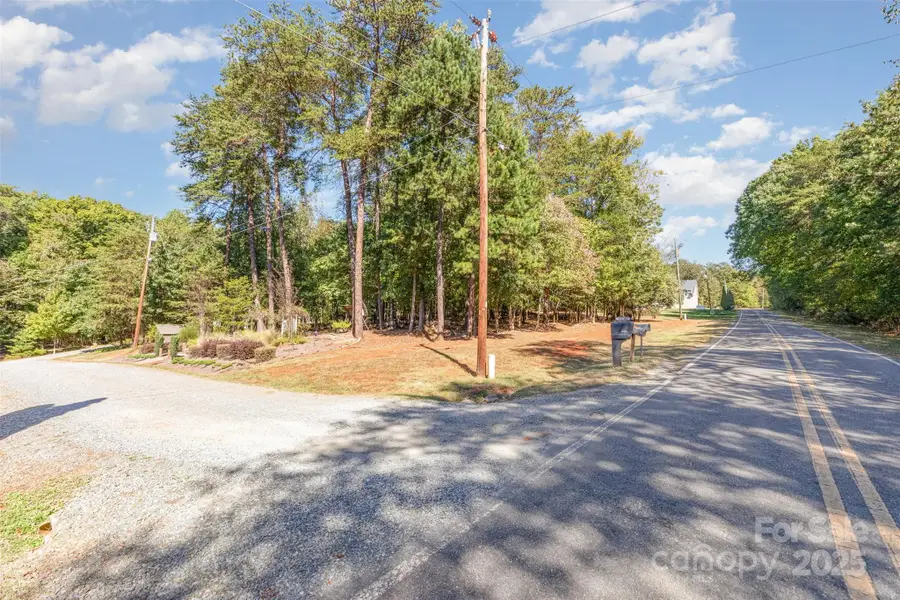 13700 Woody Point Road, Charlotte, NC 28278 - #3