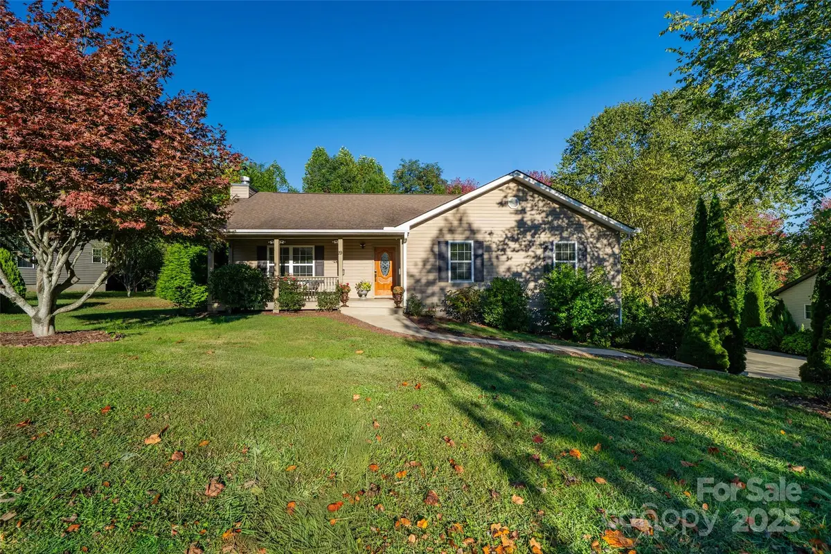 19 Azure Sage Way, Asheville, NC 28806 - Image #1