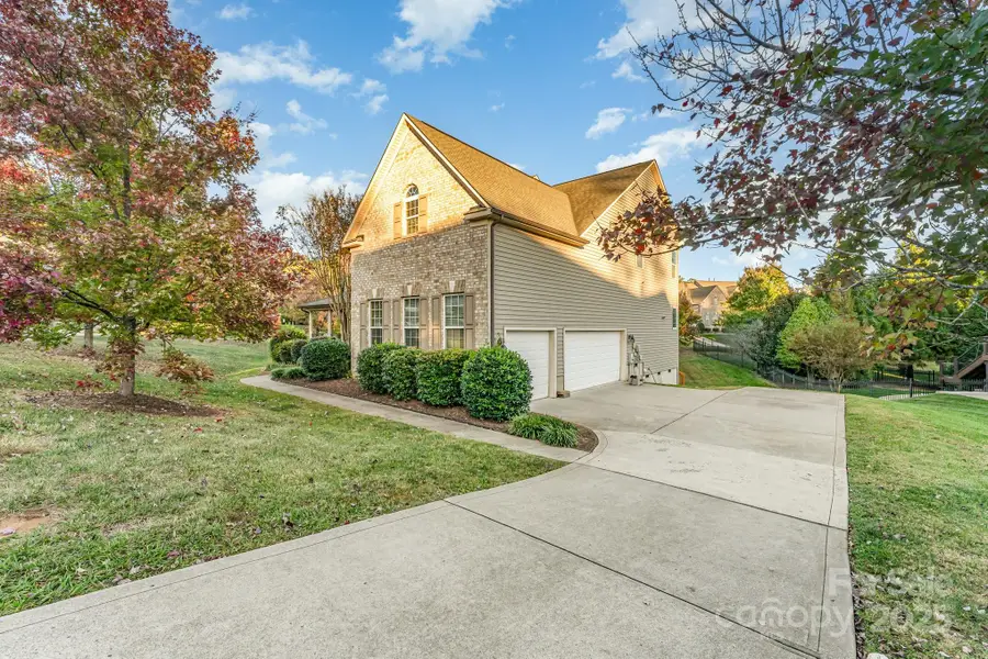 3111 Ewert Cut Lane, Charlotte, NC 28269 - Image #2