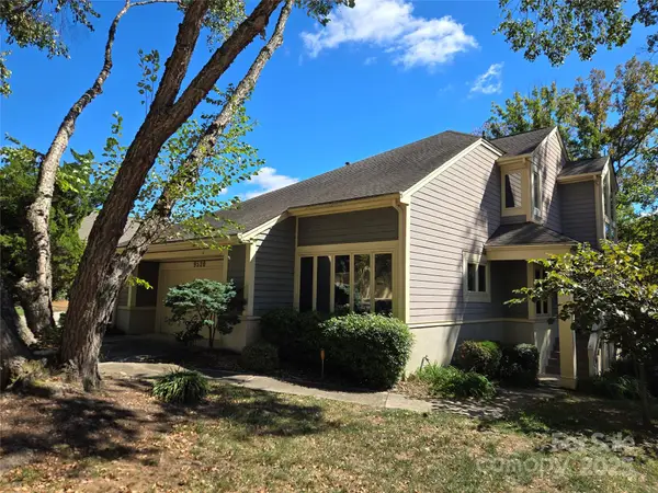 9520 Glenwater Drive, Charlotte, NC 28262
