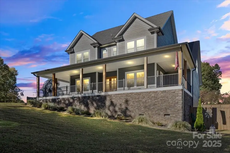 34 Colts Neck Lane, Taylorsville, NC 28681 - Image #2