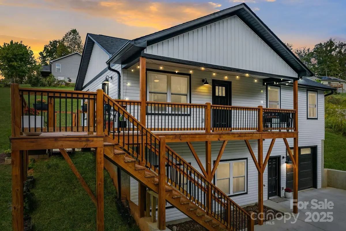 121 Ponder Street, Mars Hill, NC 28754 - Image #1