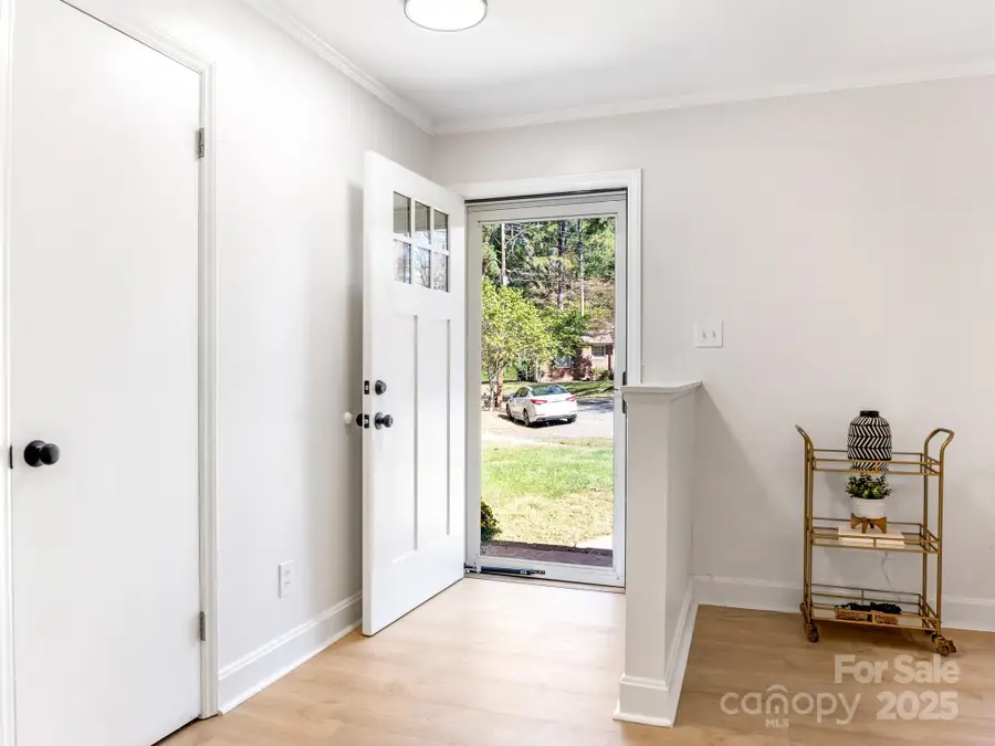 5104 Kimwood Place, Charlotte, NC 28205 - Image #3