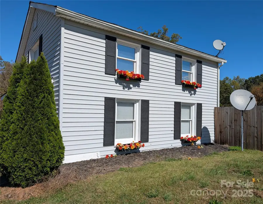 124 Maiden Lane, Forest City, NC 28043 - Image #2