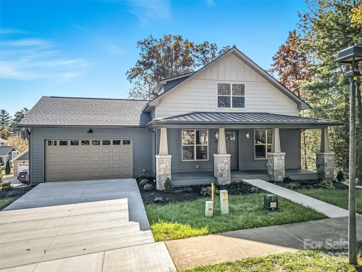 218 Cadence Circle, Brevard, NC 28712 - Image #1