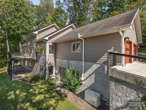 225 Eastmoor Drive, Asheville, NC 28805