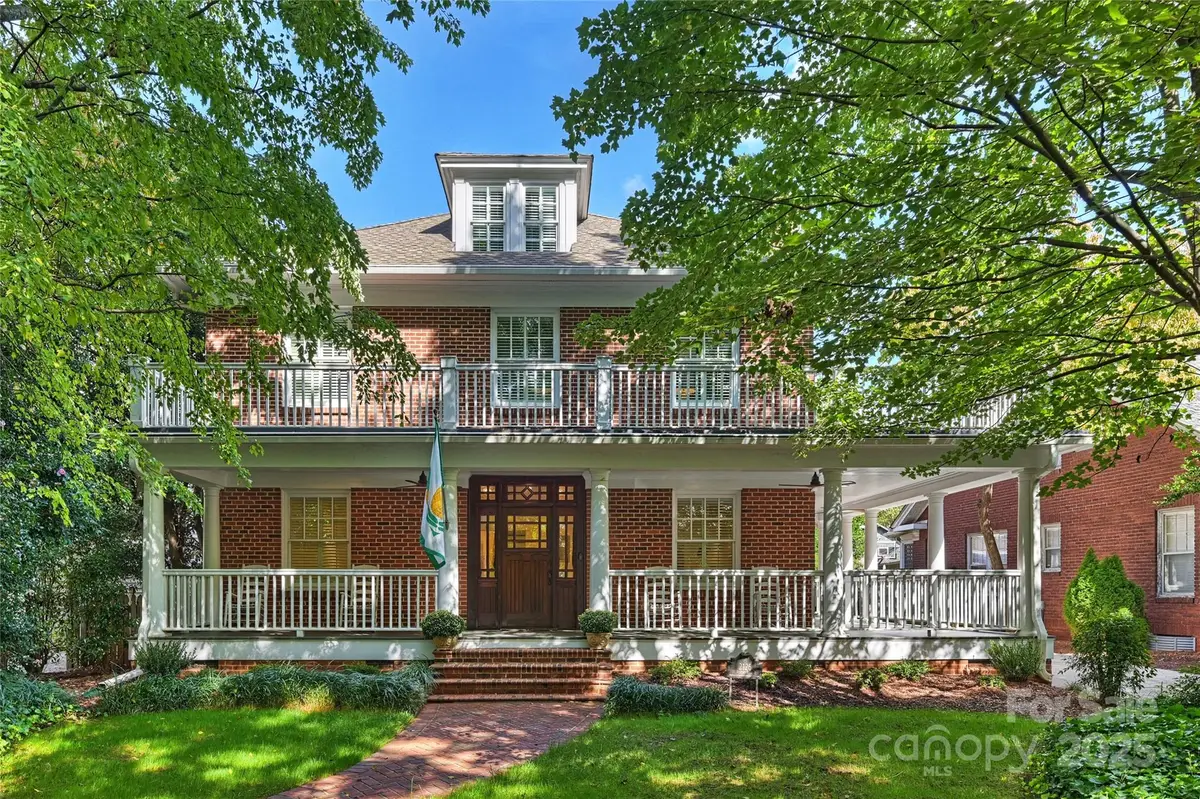 2126 Dilworth Road E, Charlotte, NC 28203 - Image #1