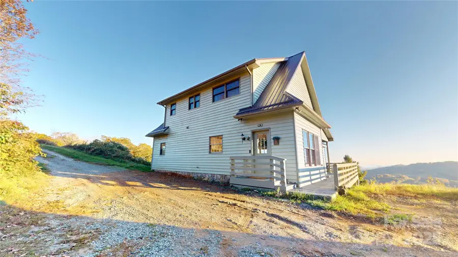 11 Wildflower Lane, Newland, NC 28657 - Image #3