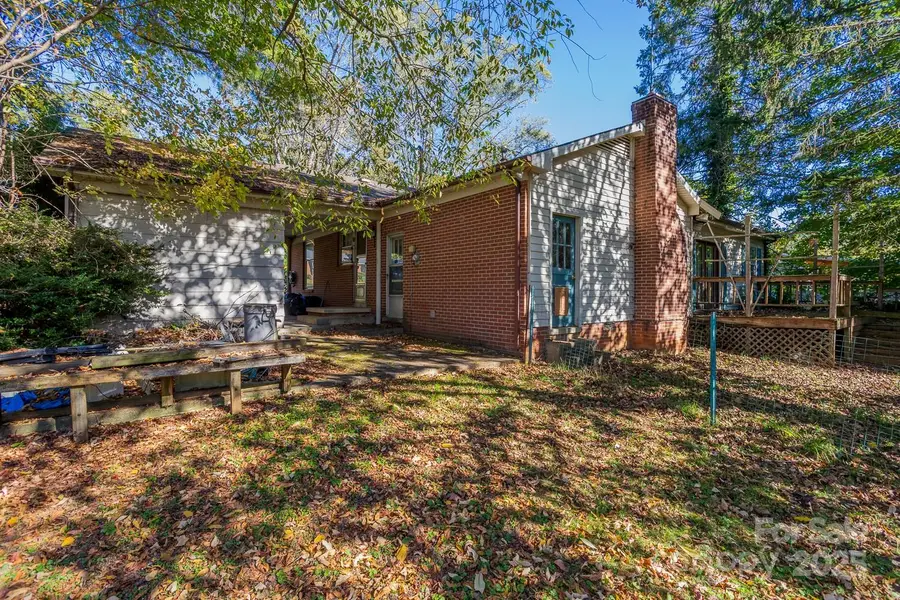 303 Pole Creasman Road, Asheville, NC 28806 - Image #3