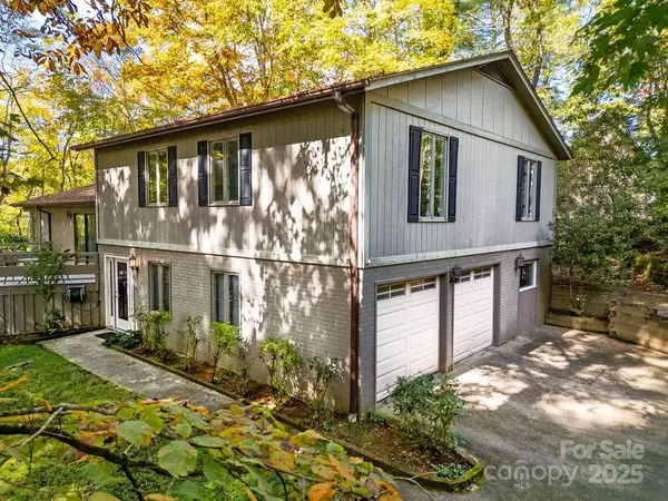 109 Rocky Hill Overlook Road, Brevard, NC 28712