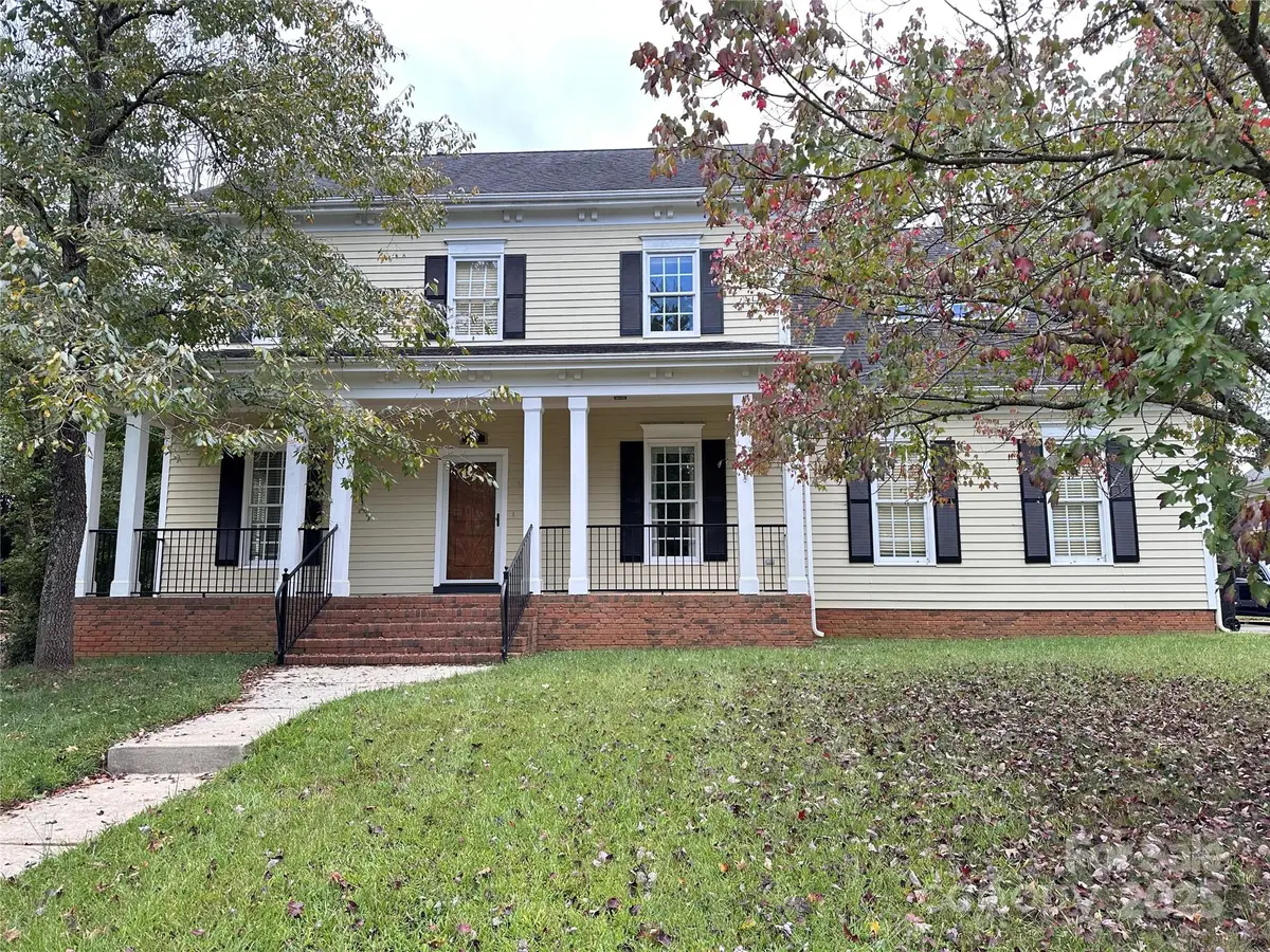 200 N Downing Street, Davidson, NC 28036 - Image #1