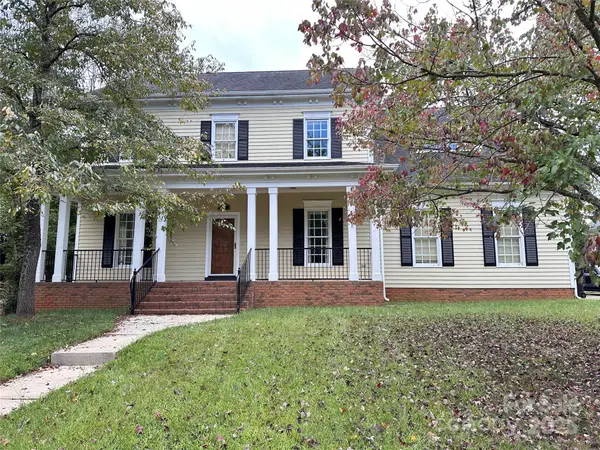 200 N Downing Street, Davidson, NC 28036