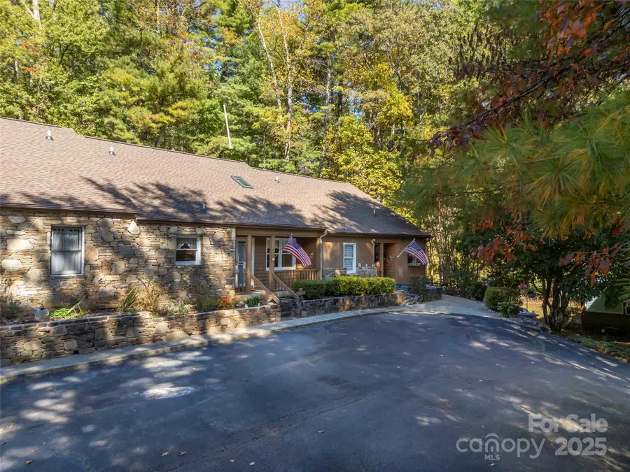 40 Sagebrush Circle, Etowah, NC 28729 - Image #2