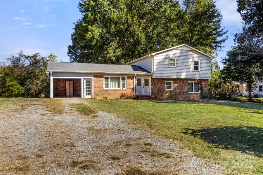 543 Blacksnake Road, Stanley, NC 28164 - Image #2