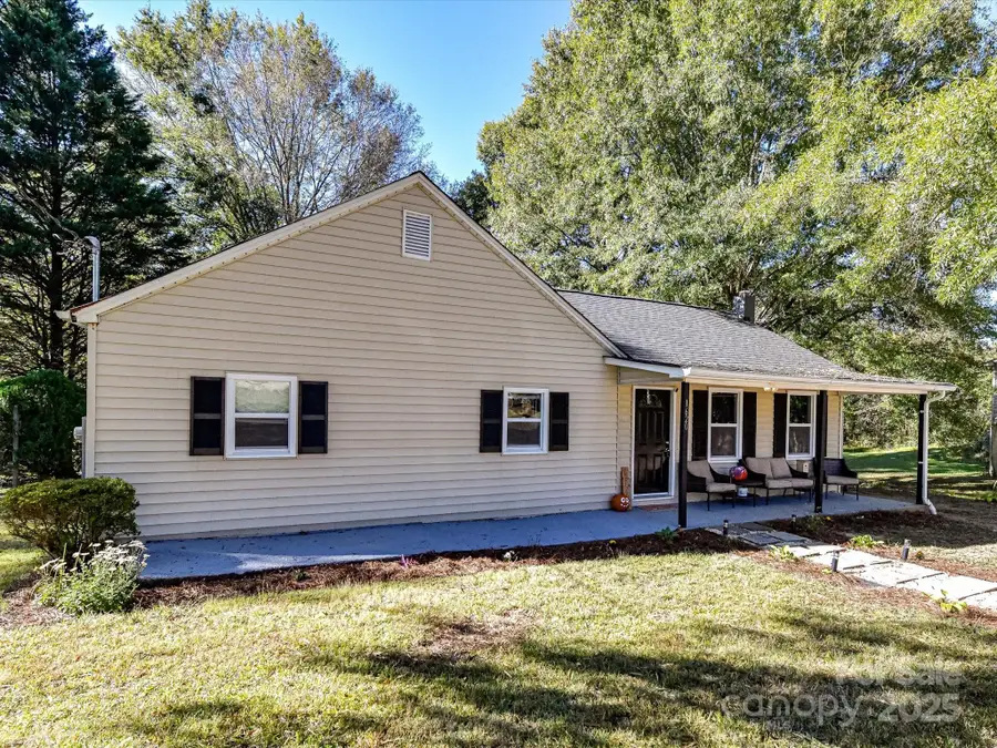 1620 Blueberry Street, Mount Pleasant, NC 28124 - Image #3