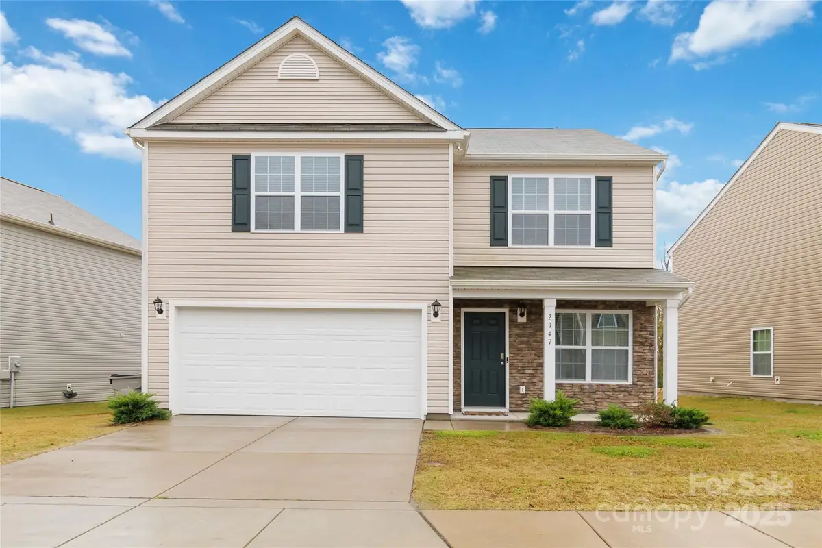 2147 Eastway Drive, Dallas, NC 28034 - Image #1