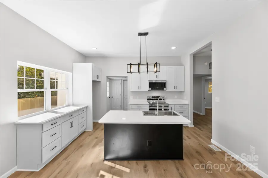 1000 Caldwell Street, Statesville, NC 28677 - Image #3