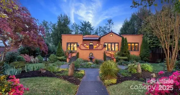 26 Sheridan Road, Asheville, NC 28803