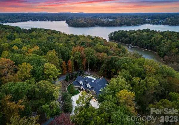 13400 Sage Thrasher Lane, Charlotte, NC 28278