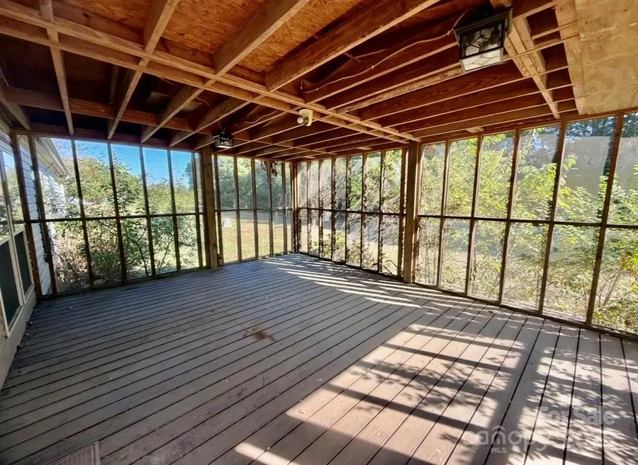 1409 Clayton Drive, Chester, SC 29706 - Image #3