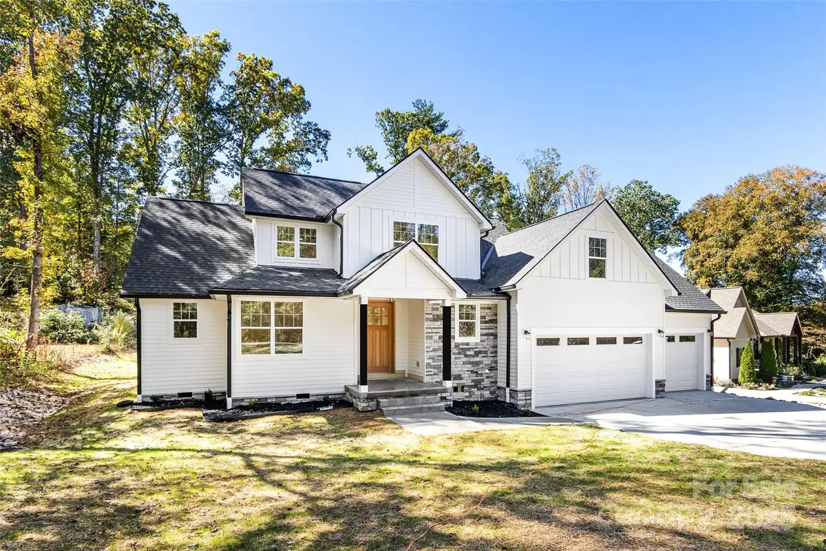 1871 Lynmore Drive, Sherrills Ford, NC 28673 - Image #1