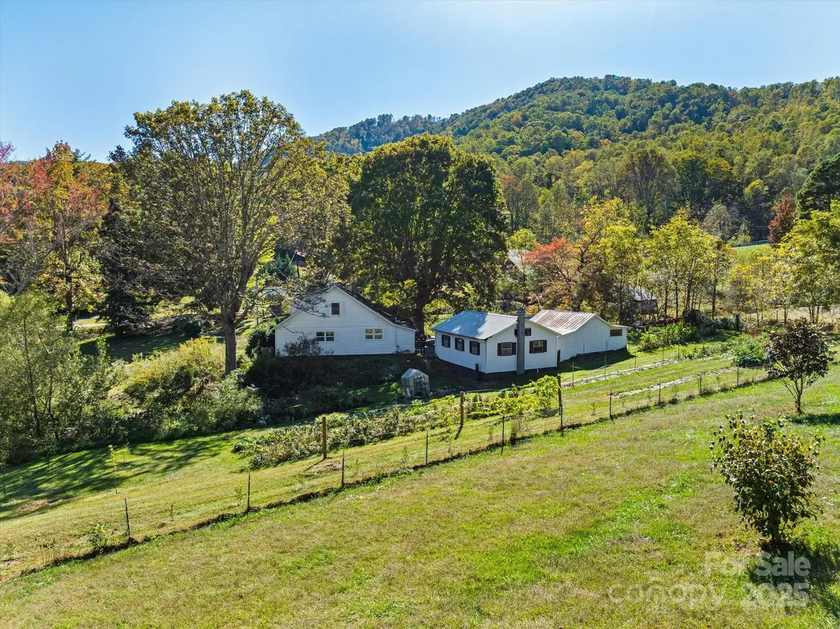 260 Bee Ridge Road, Asheville, NC 28803 - Image #1