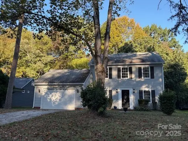 5324 Donnefield Drive, Charlotte, NC 28227