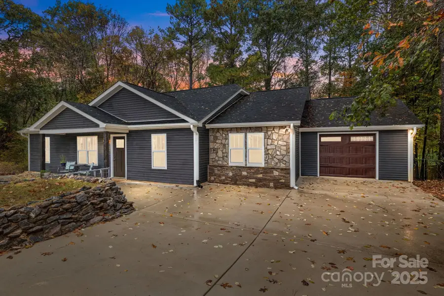 996 Cornelius Road, Mooresville, NC 28117 - Image #2