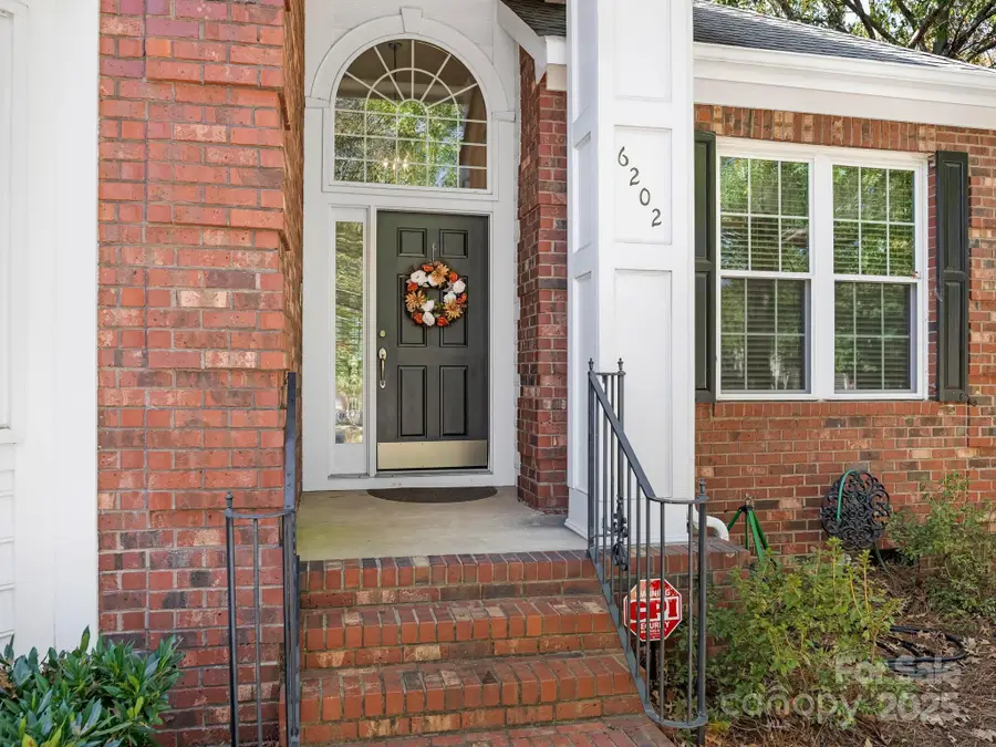 6202 Caslon Court, Charlotte, NC 28270 - Image #2