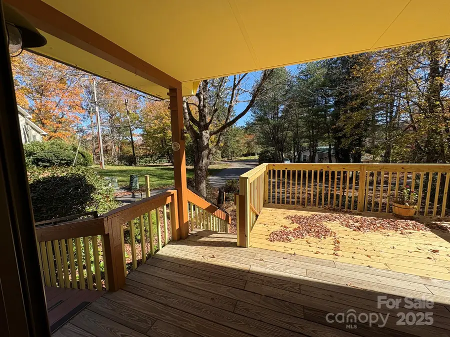 6 Ridgewood Lane, Newland, NC 28657 - Image #2
