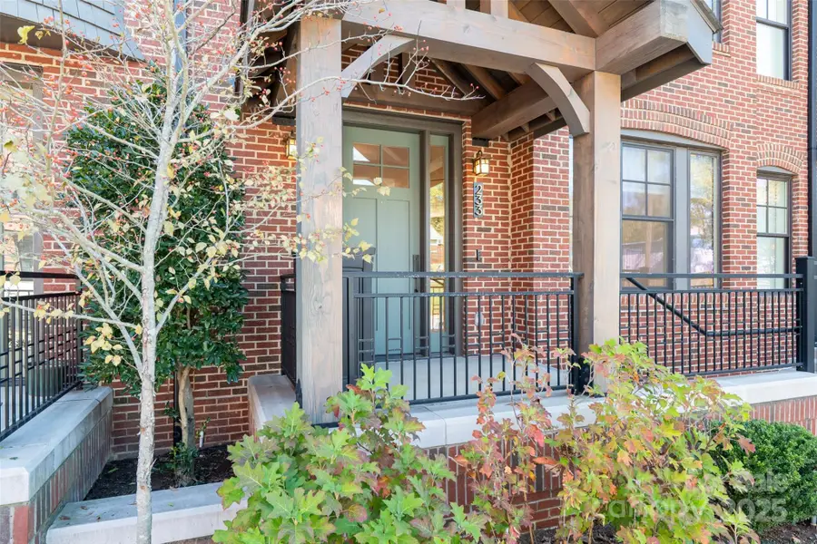 233 Broadway Street, Asheville, NC 28801 - Image #2