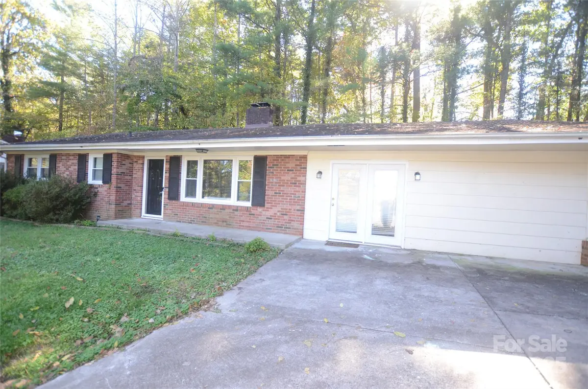 8 Laurel Drive, North Wilkesboro, NC 28659 - #1