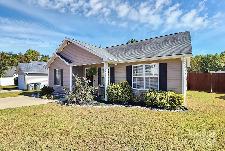 2524 Gelsinger Avenue, Bessemer City, NC 28016 - Image #2