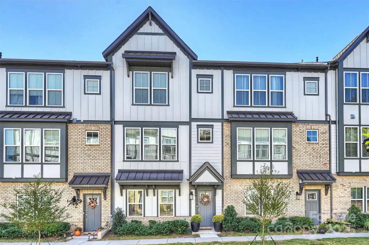 912 Mary Max Drive, Davidson, NC 28036 - Image #1