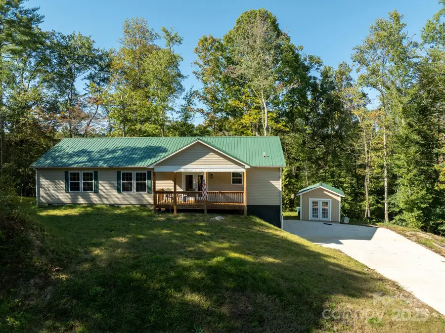 1036 Williamsburg Drive, Lenoir, NC 28645 - Image #3