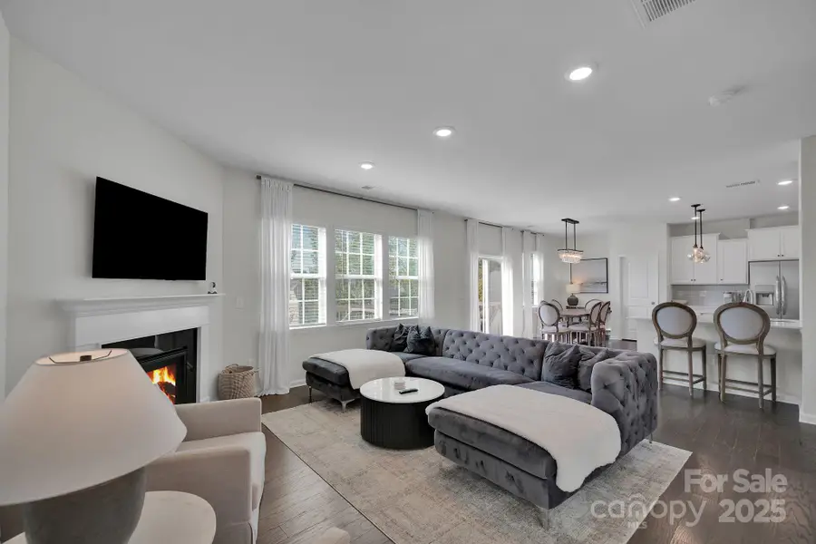 17112 Snug Harbor Road, Charlotte, NC 28278 - Image #2