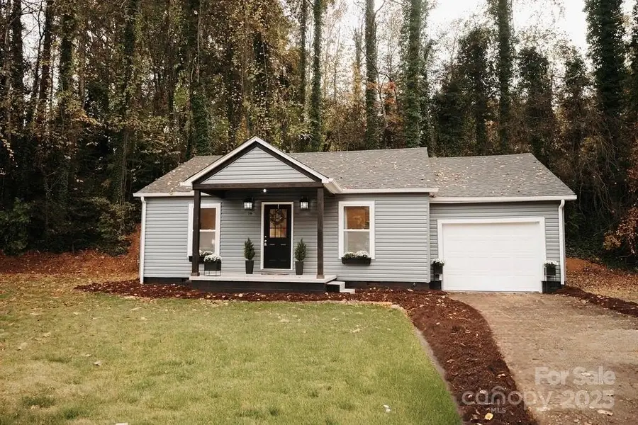 19 Popover Drive, Marion, NC 28752 - Image #2