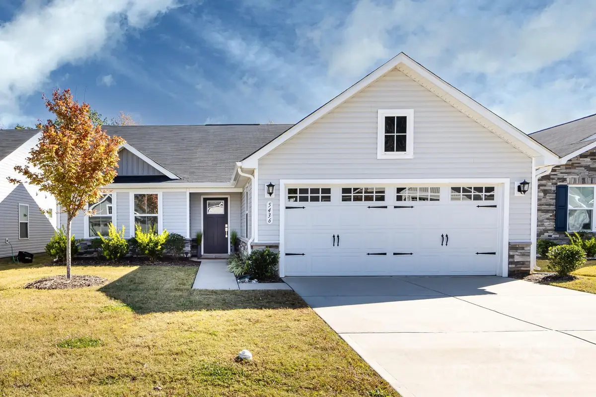 5436 Hughesdale Drive, Charlotte, NC 28215 - Image #1