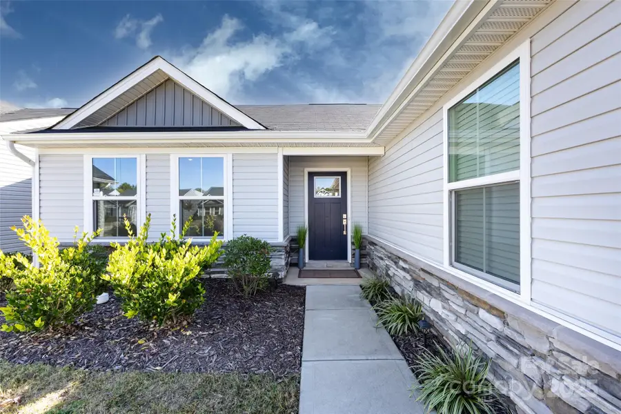 5436 Hughesdale Drive, Charlotte, NC 28215 - Image #3