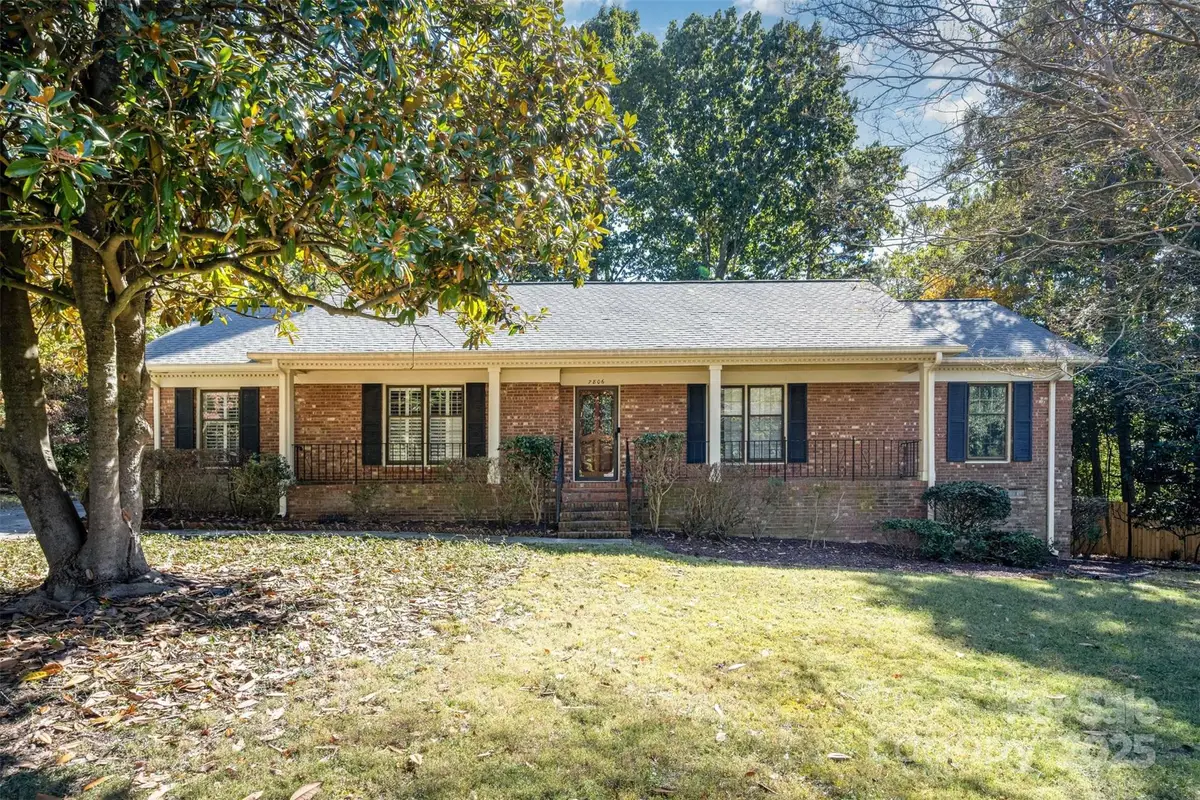 7806 Snowden Lane, Charlotte, NC 28270 - Image #1