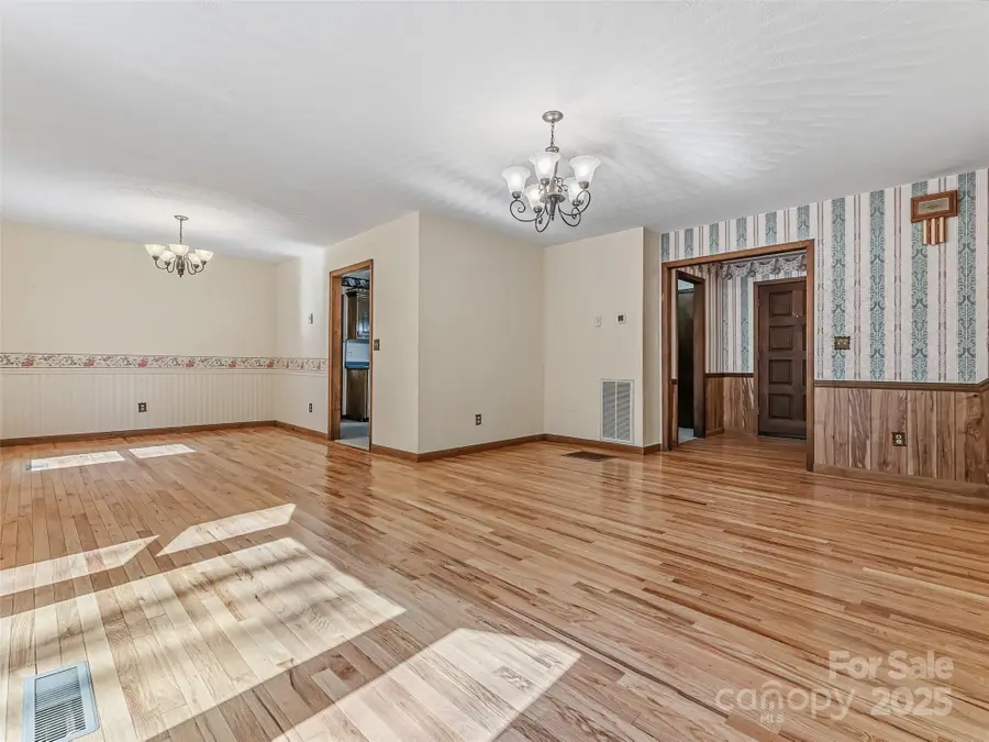 1015 Pisgah Highway, Candler, NC 28715 - Image #3